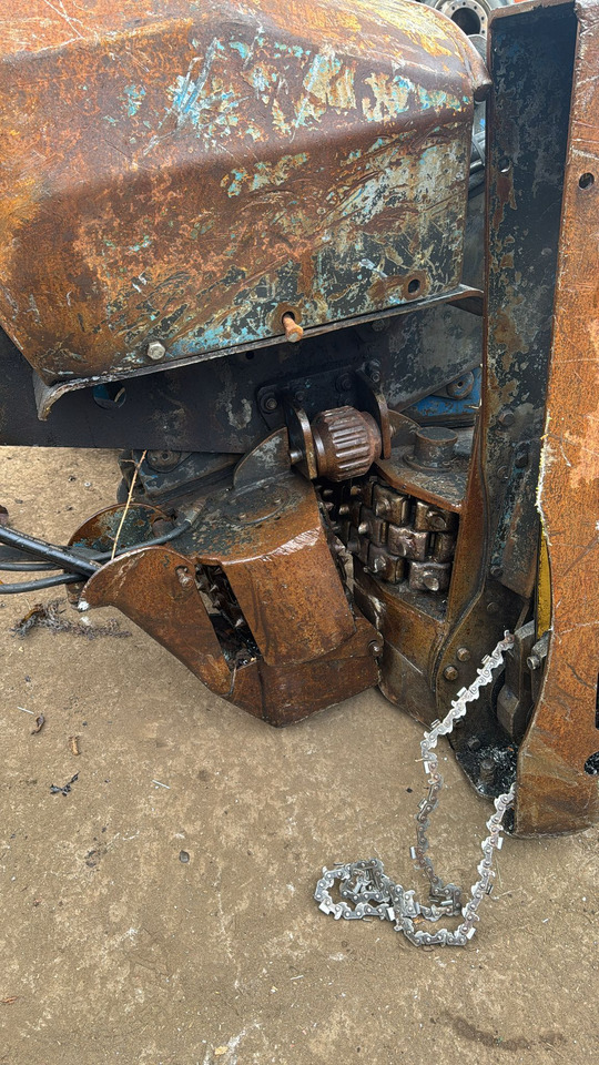 PROCESADORA FORESTAL-CABEZA CORTADORA DE TRONCOS - Fældehoved: billede 3 PROCESADORA FORESTAL-CABEZA CORTADORA DE TRONCOS - Fældehoved: billede 3