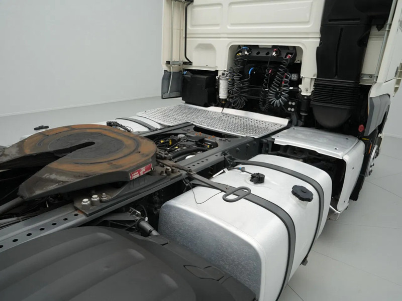 Trækker DAF XF 480 FT Super Space Cab, 2x Tanks: billede 10 Trækker DAF XF 480 FT Super Space Cab, 2x Tanks: billede 10