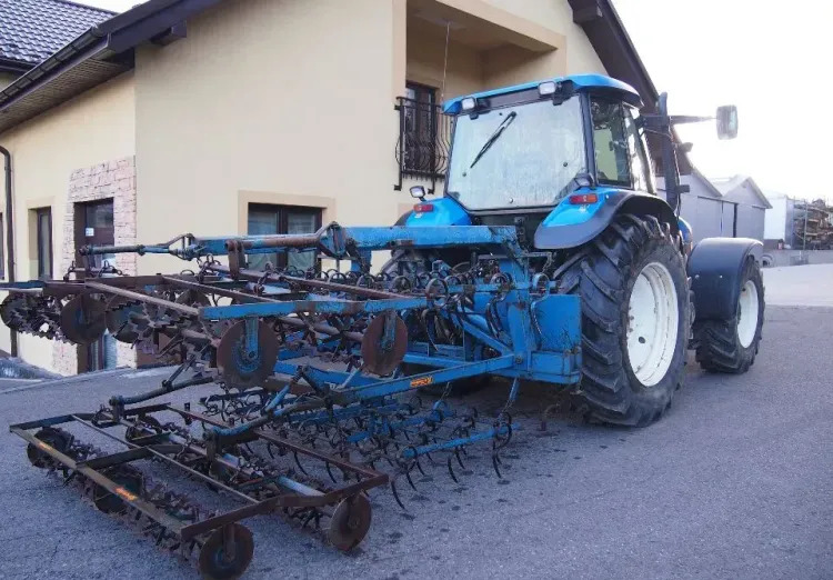 Agregat uprawowy Rabe Werk szerokość robocza 4,7m - Maskine til jordbearbejdning: billede 2 Agregat uprawowy Rabe Werk szerokość robocza 4,7m - Maskine til jordbearbejdning: billede 2