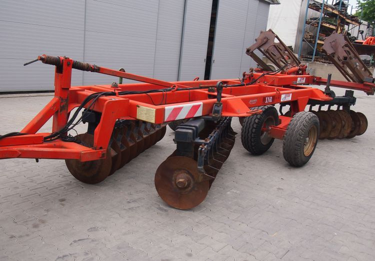 Brona talerzowa GREGOIRE-BESSON talerzówka 3,5m Brona talerzowa 3,5m z wałem - Tallerkenharve: billede 2 Brona talerzowa GREGOIRE-BESSON talerzówka 3,5m Brona talerzowa 3,5m z wałem - Tallerkenharve: billede 2