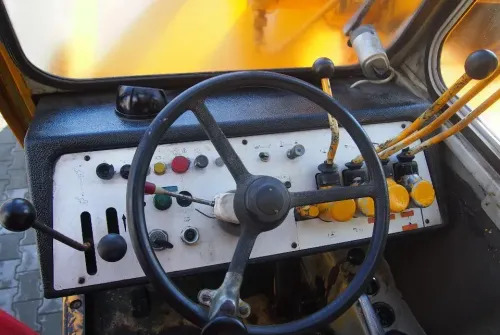 Dźwig Demag V72 1991 Dźwig żuraw Demag V72 12T 13m - Mobilkran: billede 4 Dźwig Demag V72 1991 Dźwig żuraw Demag V72 12T 13m - Mobilkran: billede 4