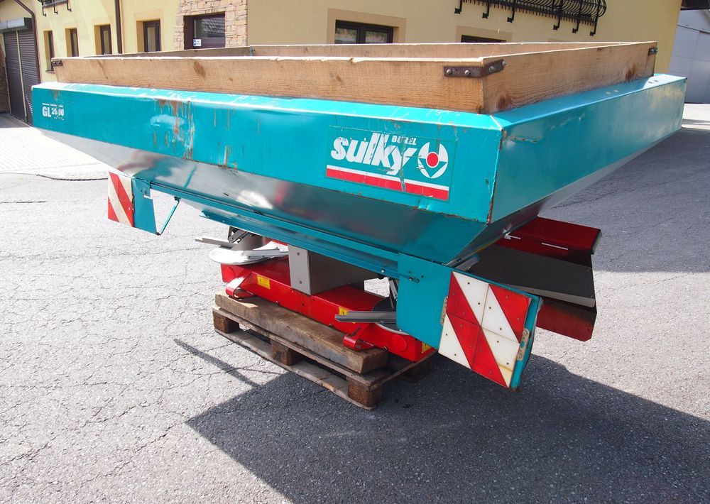 Rozsiewacz nawozów Sulky DPX GL 2000 18-24m Rozsiewacz nawozów Sulky - Gødningsspreder: billede 2 Rozsiewacz nawozów Sulky DPX GL 2000 18-24m Rozsiewacz nawozów Sulky - Gødningsspreder: billede 2