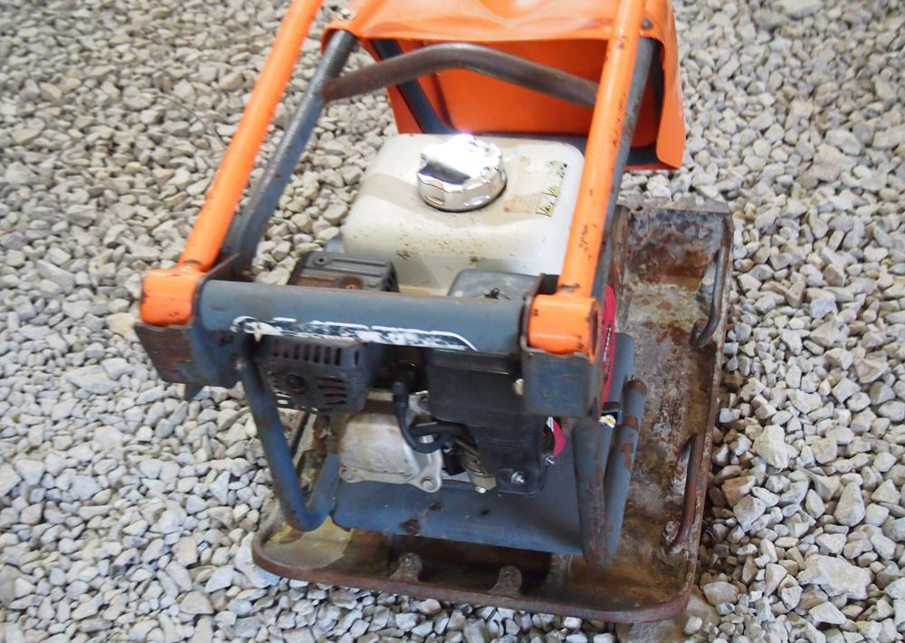 Ubijarka Belle PC5000E 2009 Zagęszczarka ubijarka Bella - Pladevibrator: billede 3 Ubijarka Belle PC5000E 2009 Zagęszczarka ubijarka Bella - Pladevibrator: billede 3