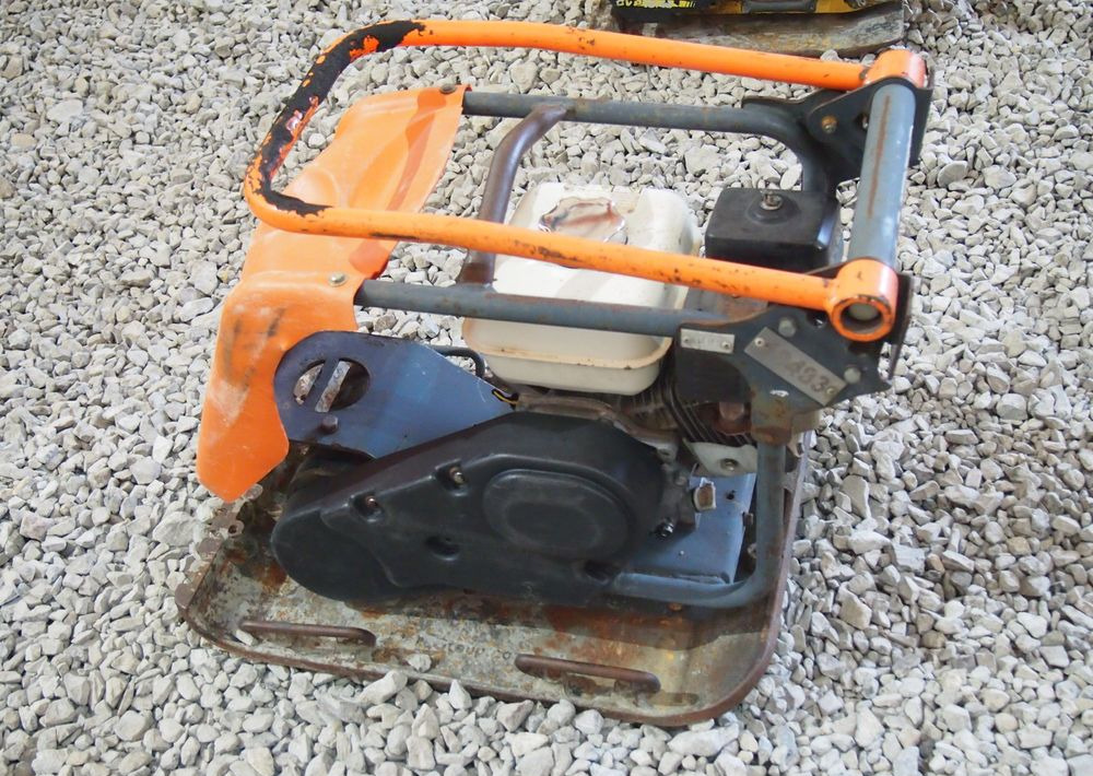 Ubijarka Belle PC5000E 2009 Zagęszczarka ubijarka Bella - Pladevibrator: billede 4 Ubijarka Belle PC5000E 2009 Zagęszczarka ubijarka Bella - Pladevibrator: billede 4