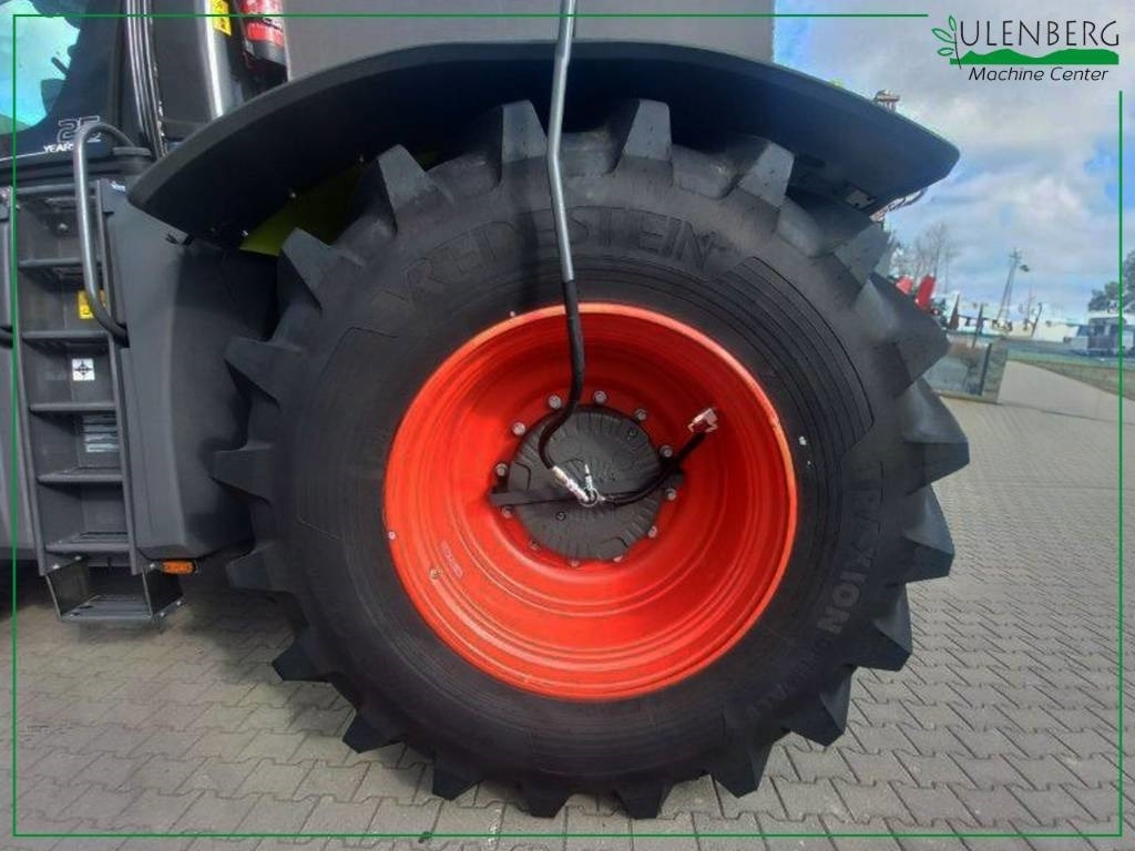 Claas XERION 5000 - Traktor: billede 4 Claas XERION 5000 - Traktor: billede 4