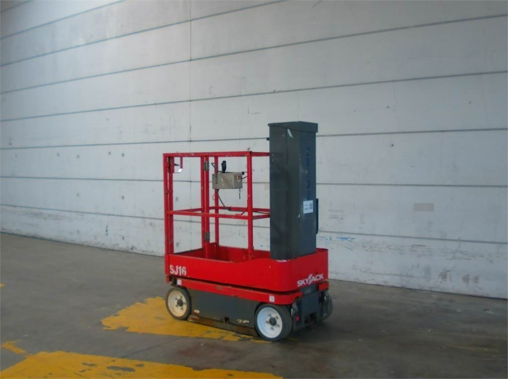 SkyJack SJ16 - Søjlelift: billede 2 SkyJack SJ16 - Søjlelift: billede 2