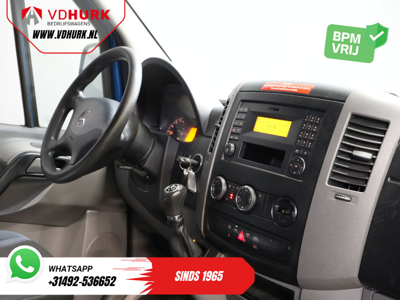 Mercedes-Benz Sprinter 213 2.2 CDI Aut. L2H2 €11.979 Incl. BTW, BPM Vrij EXPORT Rijdt Goed/ Combi/ 9 Persoons/ Kombi/ 9P/ Airco - Minibus, Persontransport: billede 3 Mercedes-Benz Sprinter 213 2.2 CDI Aut. L2H2 €11.979 Incl. BTW, BPM Vrij EXPORT Rijdt Goed/ Combi/ 9 Persoons/ Kombi/ 9P/ Airco - Minibus, Persontransport: billede 3