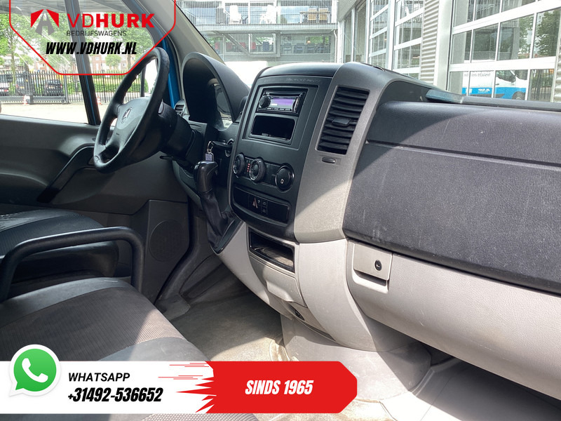 Mercedes-Benz Sprinter 313 2.2 CDI Aut. L2 DC Dubbel Cabine EXPORT ONLY Airco/ 2.8t Trekverm./ Imperiaal & Trap/ 7 Pers. - Varevogn, Mandskabsbil: billede 3 Mercedes-Benz Sprinter 313 2.2 CDI Aut. L2 DC Dubbel Cabine EXPORT ONLY Airco/ 2.8t Trekverm./ Imperiaal & Trap/ 7 Pers. - Varevogn, Mandskabsbil: billede 3