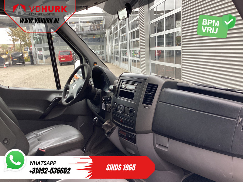 Volkswagen Crafter 50 2.5 TDI Aut. L2H2 DC Dubbel Cabine EXPORT 5 cil/ 3.5t Trekverm./ Airco/ 6 Pers./ 270Gr.Deuren/ Trekhaak - Varevogn, Mandskabsbil: billede 3 Volkswagen Crafter 50 2.5 TDI Aut. L2H2 DC Dubbel Cabine EXPORT 5 cil/ 3.5t Trekverm./ Airco/ 6 Pers./ 270Gr.Deuren/ Trekhaak - Varevogn, Mandskabsbil: billede 3