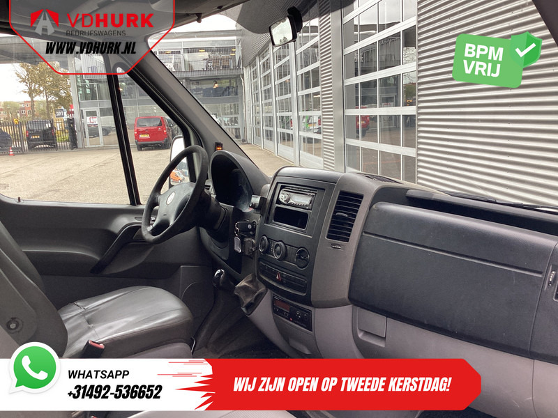 Volkswagen Crafter 50 2.5 TDI Aut. L2H2 DC Dubbel Cabine EXPORT 5 cil/ 3.5t Trekverm./ Airco/ 6 Pers./ 270Gr.Deuren/ Trekhaak - Varevogn, Mandskabsbil: billede 3 Volkswagen Crafter 50 2.5 TDI Aut. L2H2 DC Dubbel Cabine EXPORT 5 cil/ 3.5t Trekverm./ Airco/ 6 Pers./ 270Gr.Deuren/ Trekhaak - Varevogn, Mandskabsbil: billede 3