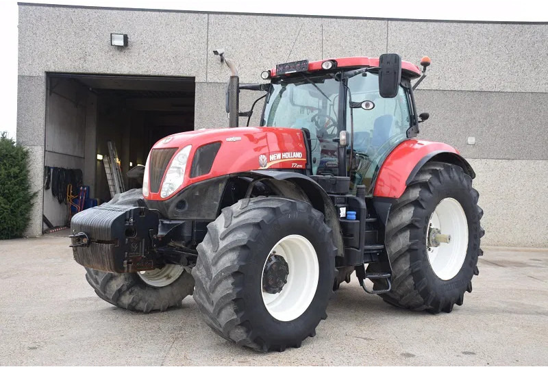 New Holland T7.270 4WD SA T7.270 4WD SA - Landbrugsmaskine: billede 1 New Holland T7.270 4WD SA T7.270 4WD SA - Landbrugsmaskine: billede 1