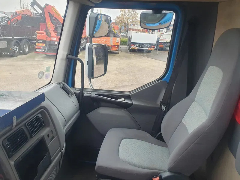 Renault DCi 220 - Lastbil med kran: billede 5 Renault DCi 220 - Lastbil med kran: billede 5