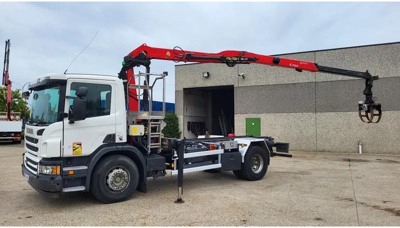 Scania P280 - Lastbil med kran: billede 4 Scania P280 - Lastbil med kran: billede 4