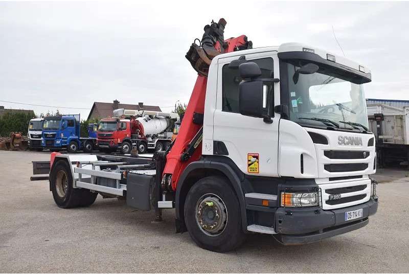 Scania P280 - Lastbil med kran: billede 2 Scania P280 - Lastbil med kran: billede 2