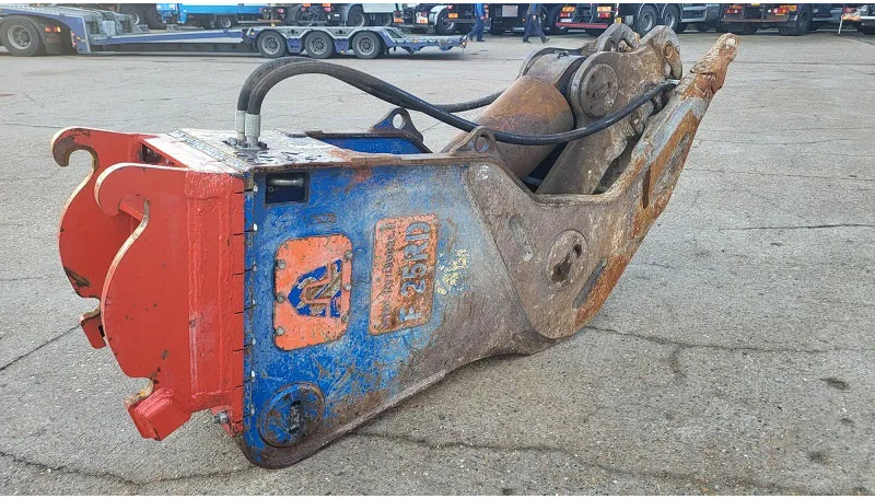 Trevibenne F25 RD Crusher - Hydrauliske sakse for Entreprenørmaskin: billede 5 Trevibenne F25 RD Crusher - Hydrauliske sakse for Entreprenørmaskin: billede 5