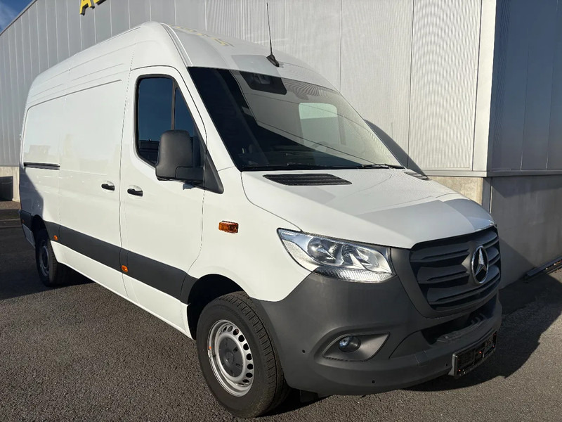 Mercedes-Benz Sprinter 317 L2H2*360°Camera*Airco*Navigatie*Zetelverwarming - Varevogn: billede 2 Mercedes-Benz Sprinter 317 L2H2*360°Camera*Airco*Navigatie*Zetelverwarming - Varevogn: billede 2