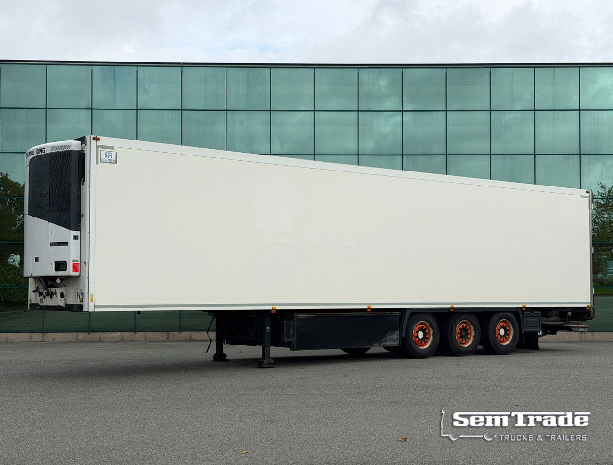 Krone SD Thermo King SLXe Spectrum BI Temp Flower Wide 270 CM High 2.000 KG Lift Disc Brakes NL Trailer - Kølevogn sættevogn: billede 1 Krone SD Thermo King SLXe Spectrum BI Temp Flower Wide 270 CM High 2.000 KG Lift Disc Brakes NL Trailer - Kølevogn sættevogn: billede 1