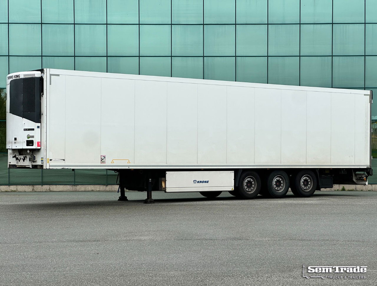 Krone TKS Thermo King SLXe Spectrum BI-Temp Lift Axle Holland-Trailer - Kølevogn sættevogn: billede 1 Krone TKS Thermo King SLXe Spectrum BI-Temp Lift Axle Holland-Trailer - Kølevogn sættevogn: billede 1