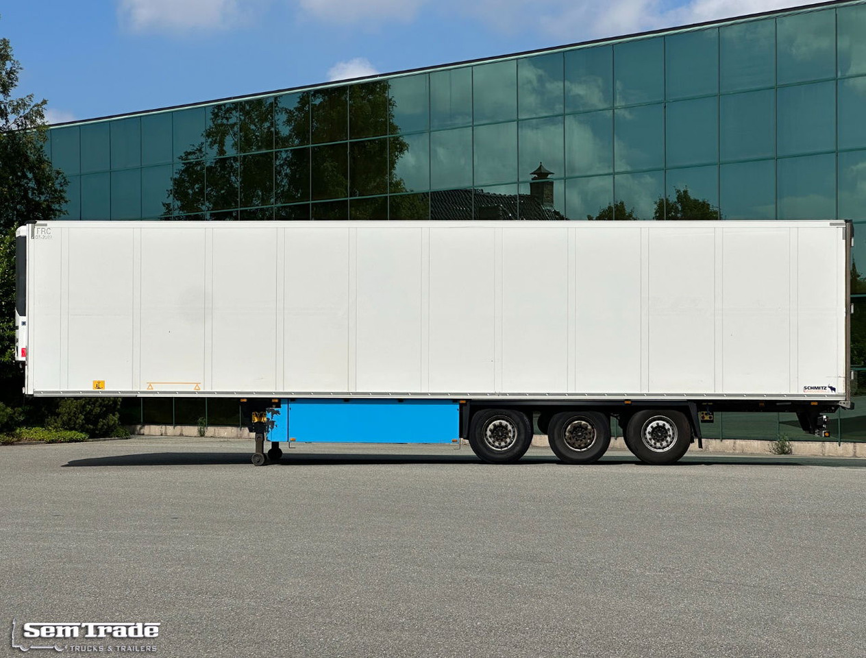 Schmitz Cargobull SCBS3B Thermo King SLXe 300 Lift Axle Holland-Trailer - Kølevogn sættevogn: billede 2 Schmitz Cargobull SCBS3B Thermo King SLXe 300 Lift Axle Holland-Trailer - Kølevogn sættevogn: billede 2
