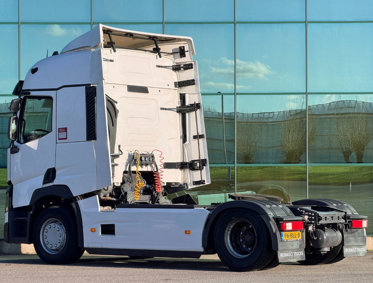 Renault T460 Euro 6 Only 318.000 KM 2X Tanks TOP Condition 2 Pieces Available - Trækker: billede 3 Renault T460 Euro 6 Only 318.000 KM 2X Tanks TOP Condition 2 Pieces Available - Trækker: billede 3