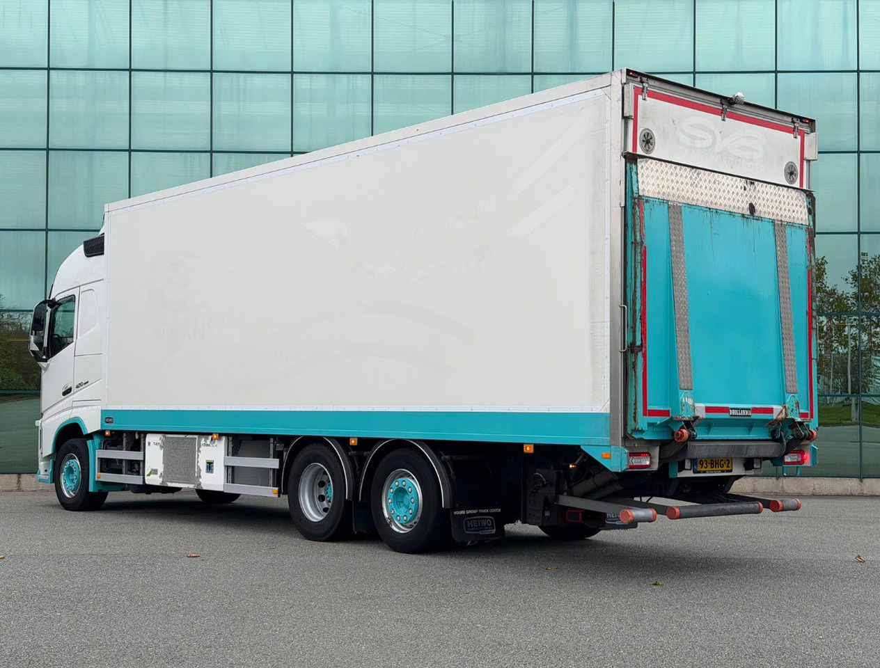 Volvo FH 420 6X2 Globetrotter Heiwo BOX 875 x 250 x 272 CM IN Thermo King T-800 490.000 KM TOP Condition NL Truck - Kølevogn lastbil: billede 3 Volvo FH 420 6X2 Globetrotter Heiwo BOX 875 x 250 x 272 CM IN Thermo King T-800 490.000 KM TOP Condition NL Truck - Kølevogn lastbil: billede 3