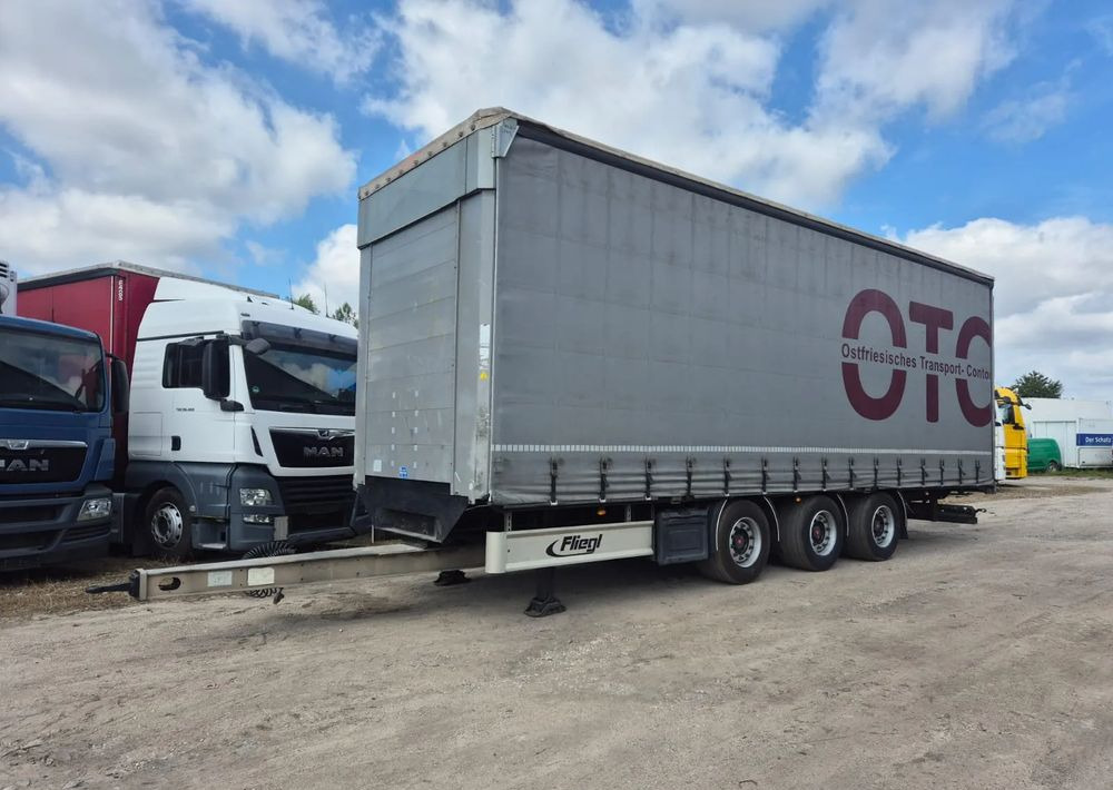 Fliegl Tandem 3 osie - Gardinanhænger: billede 1 Fliegl Tandem 3 osie - Gardinanhænger: billede 1