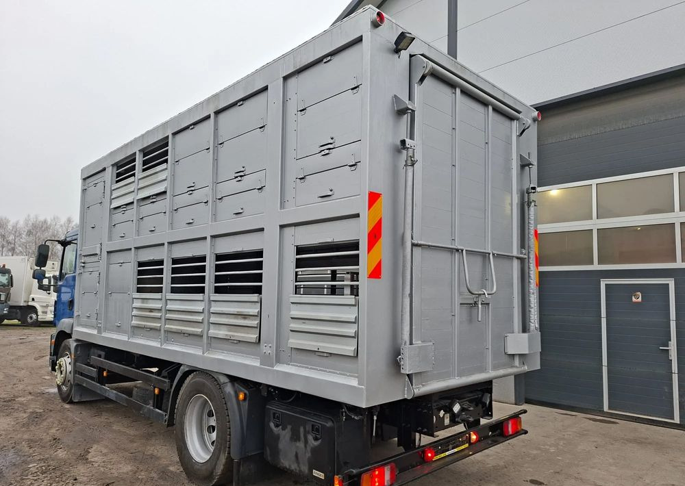 MAN TGM 18.250 4x2 DO ŻYWCA - Veetransport lastbil: billede 3 MAN TGM 18.250 4x2 DO ŻYWCA - Veetransport lastbil: billede 3