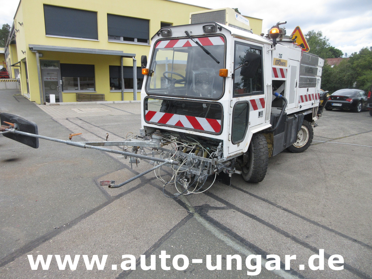 Euroliners Trassar Bagheera Markiermaschine Roadmarking Straßenmarkierung - Asfaltudlægningmaskine: billede 2 Euroliners Trassar Bagheera Markiermaschine Roadmarking Straßenmarkierung - Asfaltudlægningmaskine: billede 2