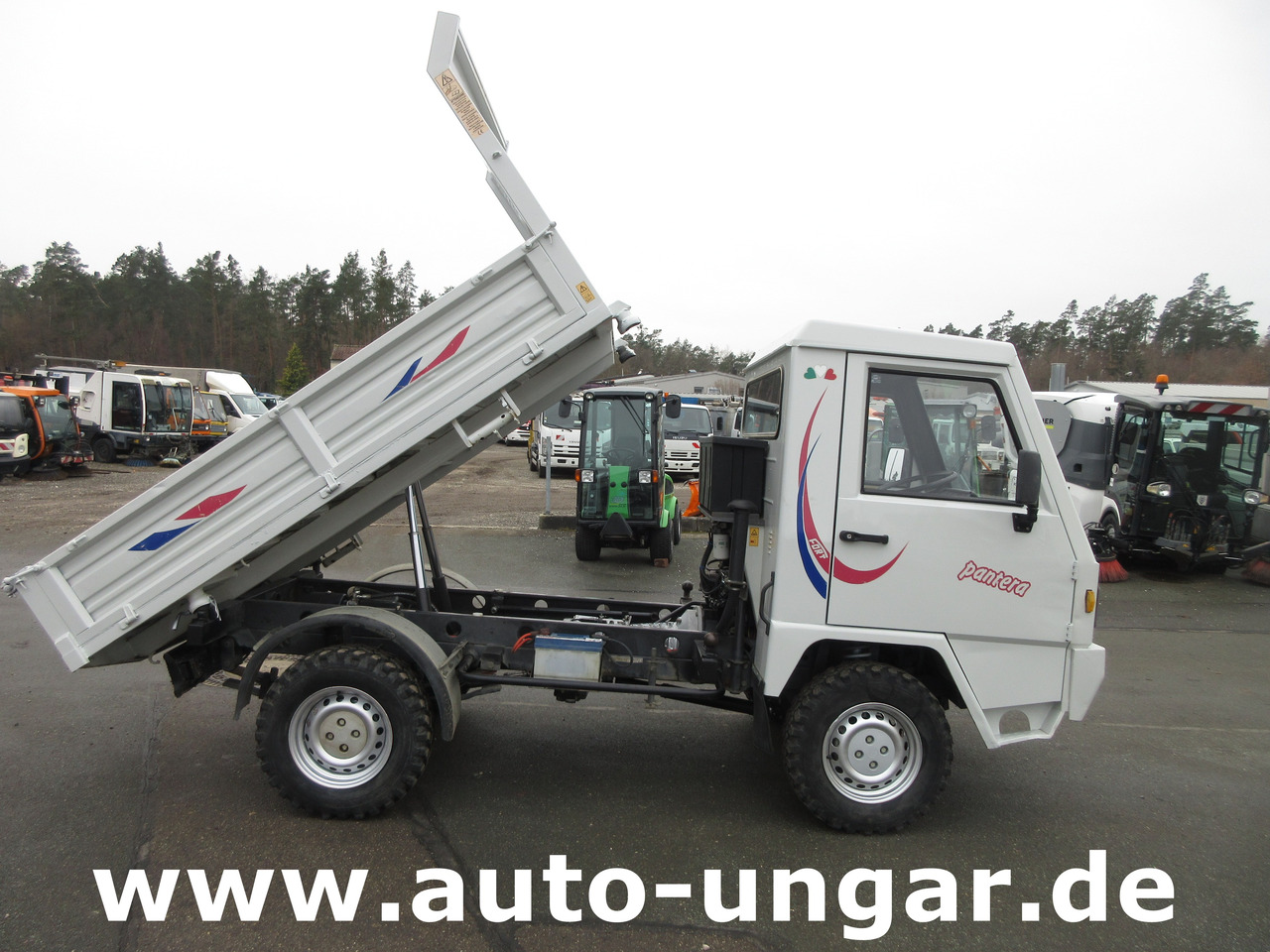 FORT Pantera 4WD Comaca Car 4x4 3-Seiten Kipper Untersetzung 40km/h Agricultural - Landbrugs tipvogn: billede 5 FORT Pantera 4WD Comaca Car 4x4 3-Seiten Kipper Untersetzung 40km/h Agricultural - Landbrugs tipvogn: billede 5