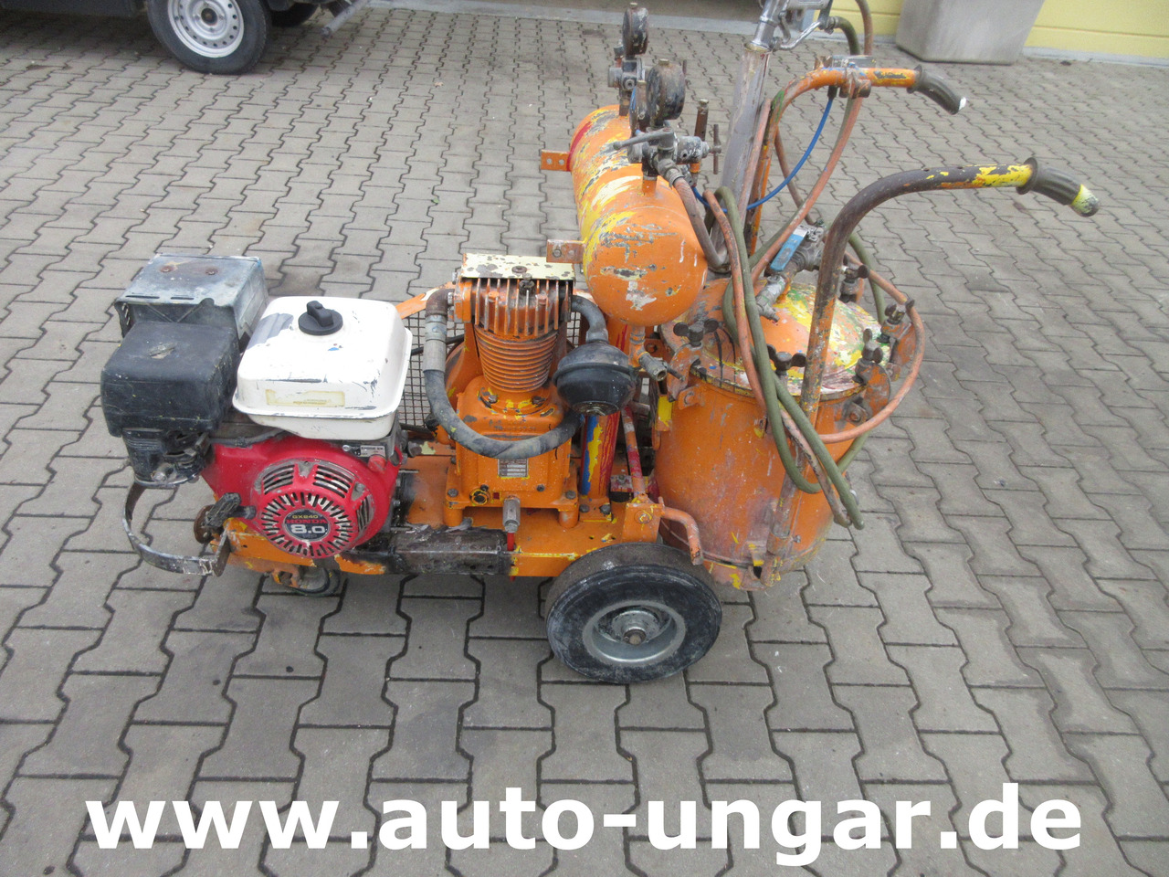 Greggory Roadmarking Straßenmarkiermaschine Hofmann Graco LineLazer Euroliners - Asfaltudlægningmaskine: billede 2 Greggory Roadmarking Straßenmarkiermaschine Hofmann Graco LineLazer Euroliners - Asfaltudlægningmaskine: billede 2