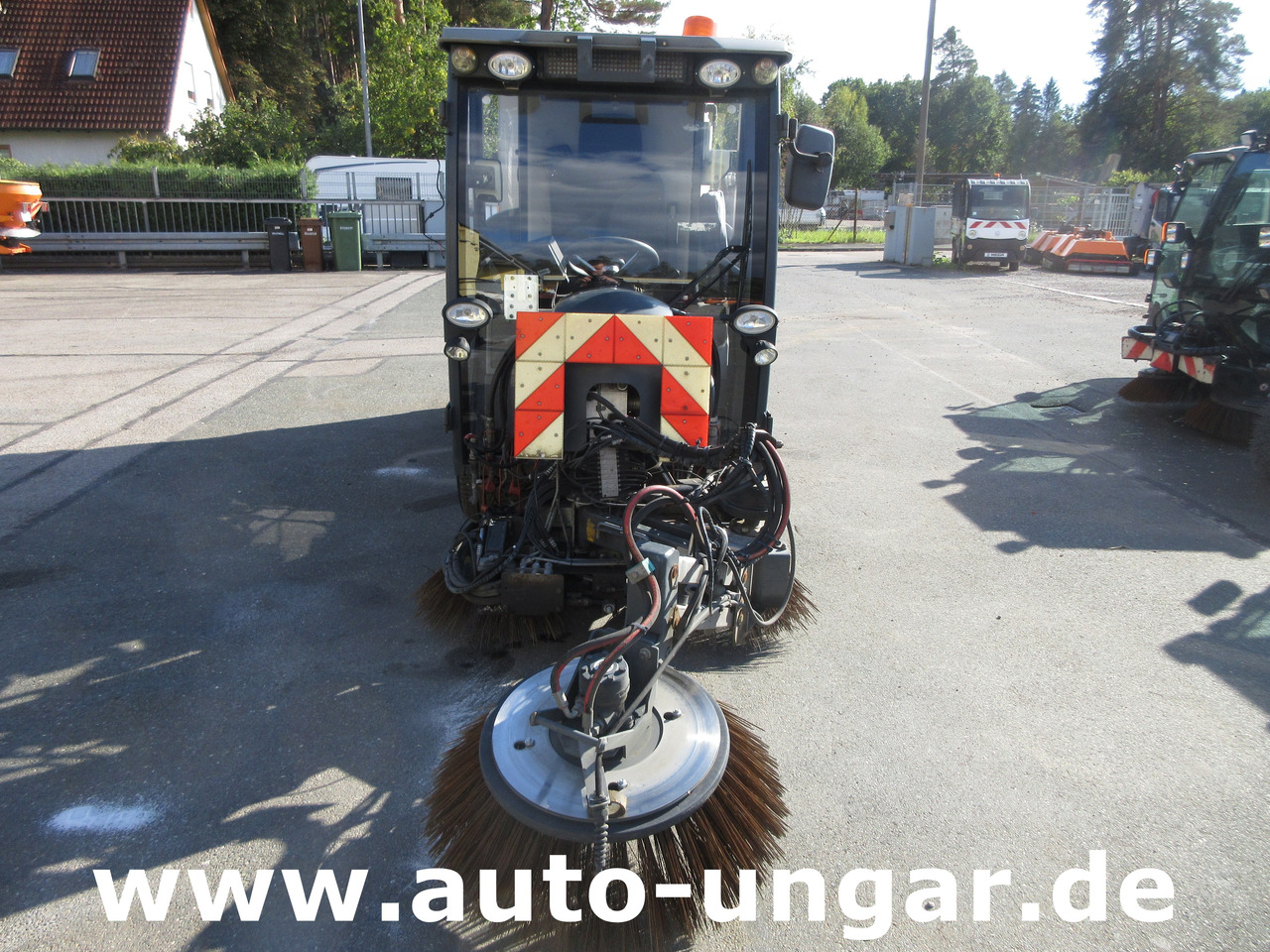 Hako CM 1600 Kehrmaschine 4x4 Baujahr 2018 3 Besen MOTORSCHADEN - Fejebil: billede 2 Hako CM 1600 Kehrmaschine 4x4 Baujahr 2018 3 Besen MOTORSCHADEN - Fejebil: billede 2