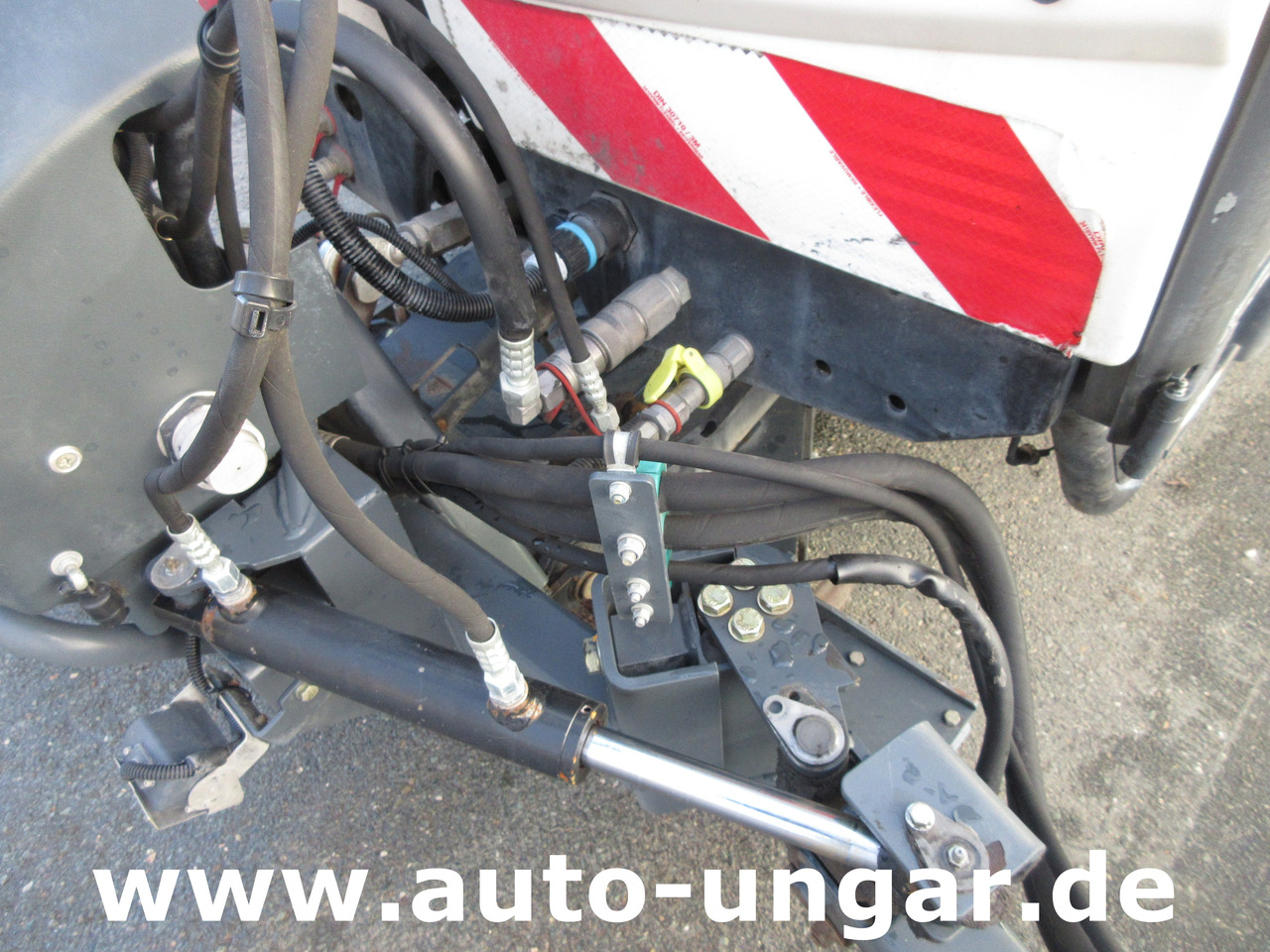 Hako CityMaster CM2000 2 Besen Baujahr 2015 Kehrmaschine 4-Rad-Lenkung - Fejebil: billede 5 Hako CityMaster CM2000 2 Besen Baujahr 2015 Kehrmaschine 4-Rad-Lenkung - Fejebil: billede 5