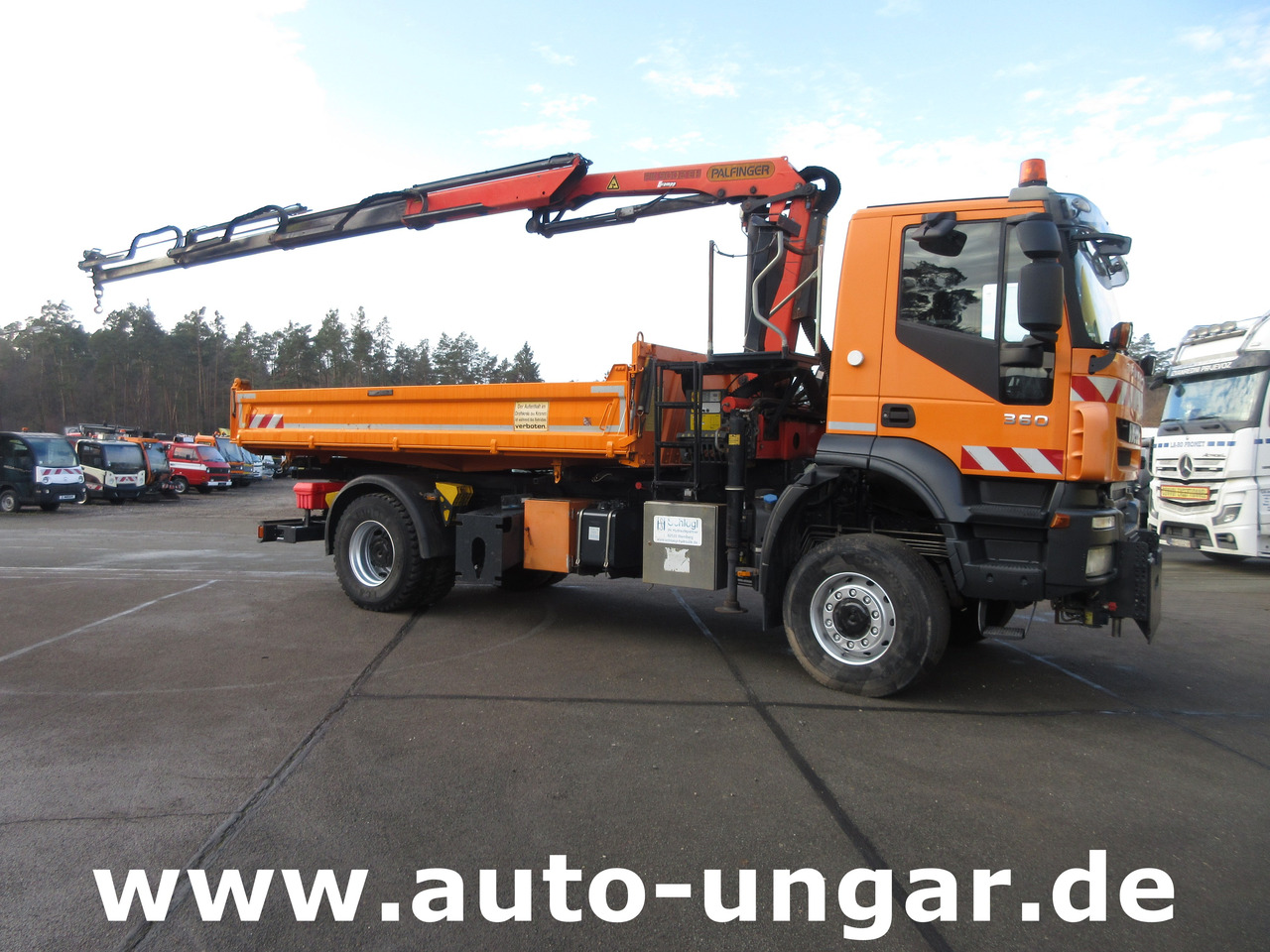 Iveco Trakker 360 Kipper Allrad 4x4 Kran Palfinger PK 9002 Kommunalhydraulik Winterdienst Euro 5 - Tipvogn lastbil, Lastbil med kran: billede 1 Iveco Trakker 360 Kipper Allrad 4x4 Kran Palfinger PK 9002 Kommunalhydraulik Winterdienst Euro 5 - Tipvogn lastbil, Lastbil med kran: billede 1