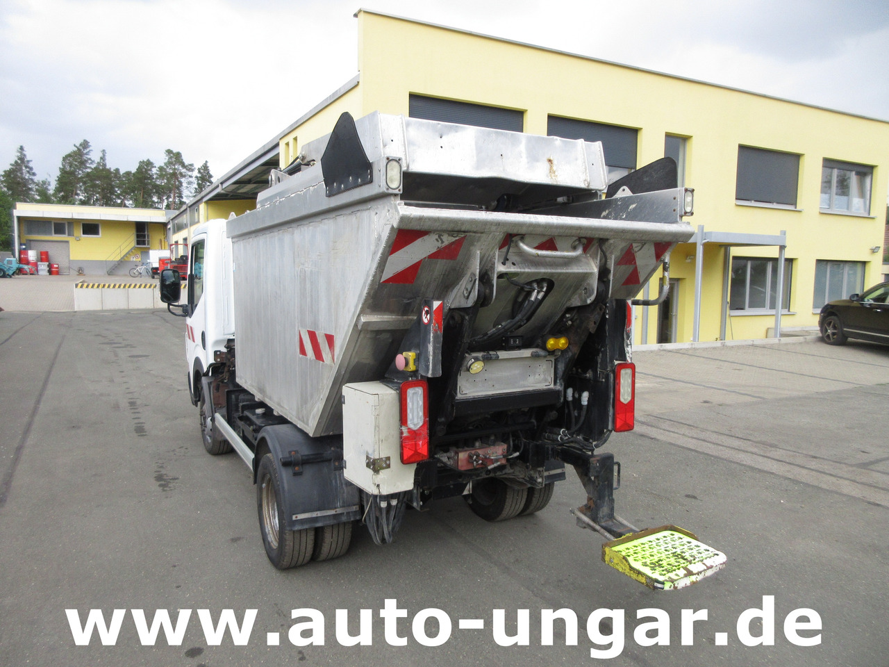 RENAULT Maxity 3.500kg Faun Provence Benne Müllwagen 5m³ Alumulde mit Presse - Affaldsmaskine: billede 4 RENAULT Maxity 3.500kg Faun Provence Benne Müllwagen 5m³ Alumulde mit Presse - Affaldsmaskine: billede 4