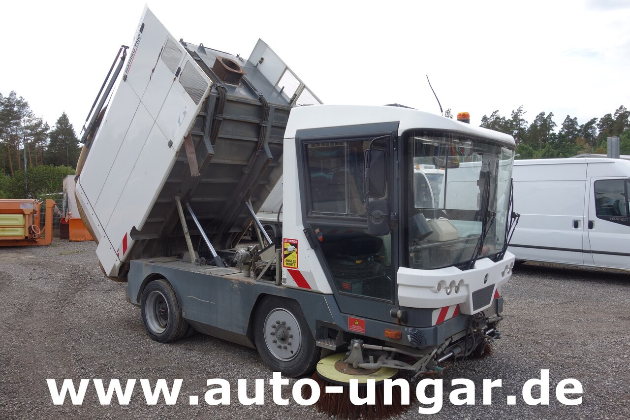 Ravo C540 / 530 Kehrmaschine - Kärcher - Heckabsaugung - Motorschaden - Fejebil: billede 2 Ravo C540 / 530 Kehrmaschine - Kärcher - Heckabsaugung - Motorschaden - Fejebil: billede 2