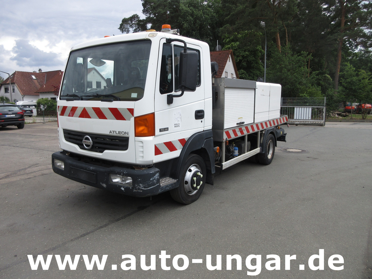 NISSAN Atleon 70.14 mit Hochdruckreiniger Wasserwagen Waschwagen Kärcher High Pressure - Utility/ Speciel maskine: billede 3 NISSAN Atleon 70.14 mit Hochdruckreiniger Wasserwagen Waschwagen Kärcher High Pressure - Utility/ Speciel maskine: billede 3