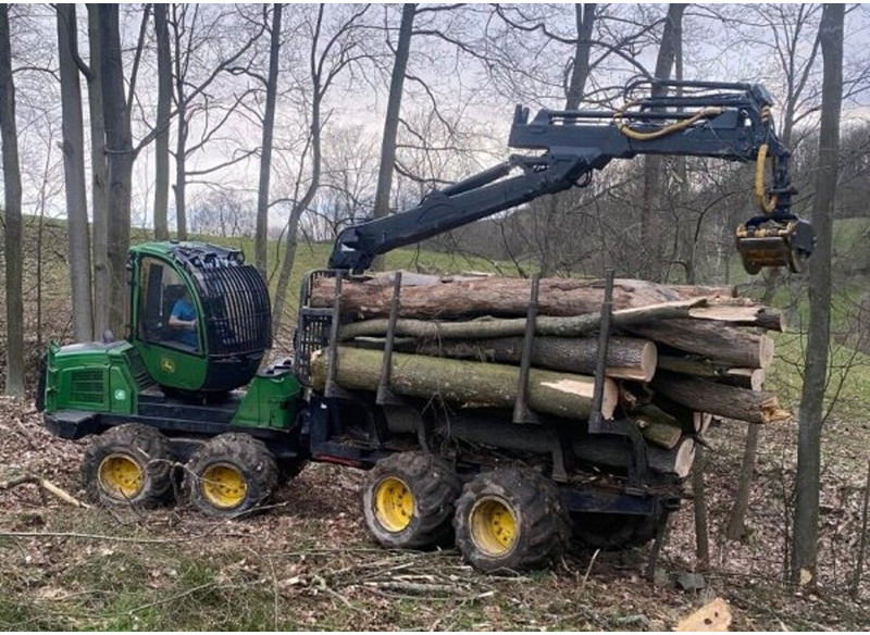 John Deere 1010E 8W - Udkørselsmaskine: billede 1 John Deere 1010E 8W - Udkørselsmaskine: billede 1