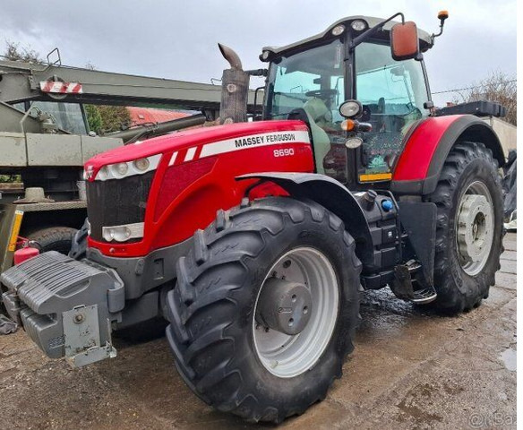 Massey Ferguson 8690 - Traktor: billede 4 Massey Ferguson 8690 - Traktor: billede 4