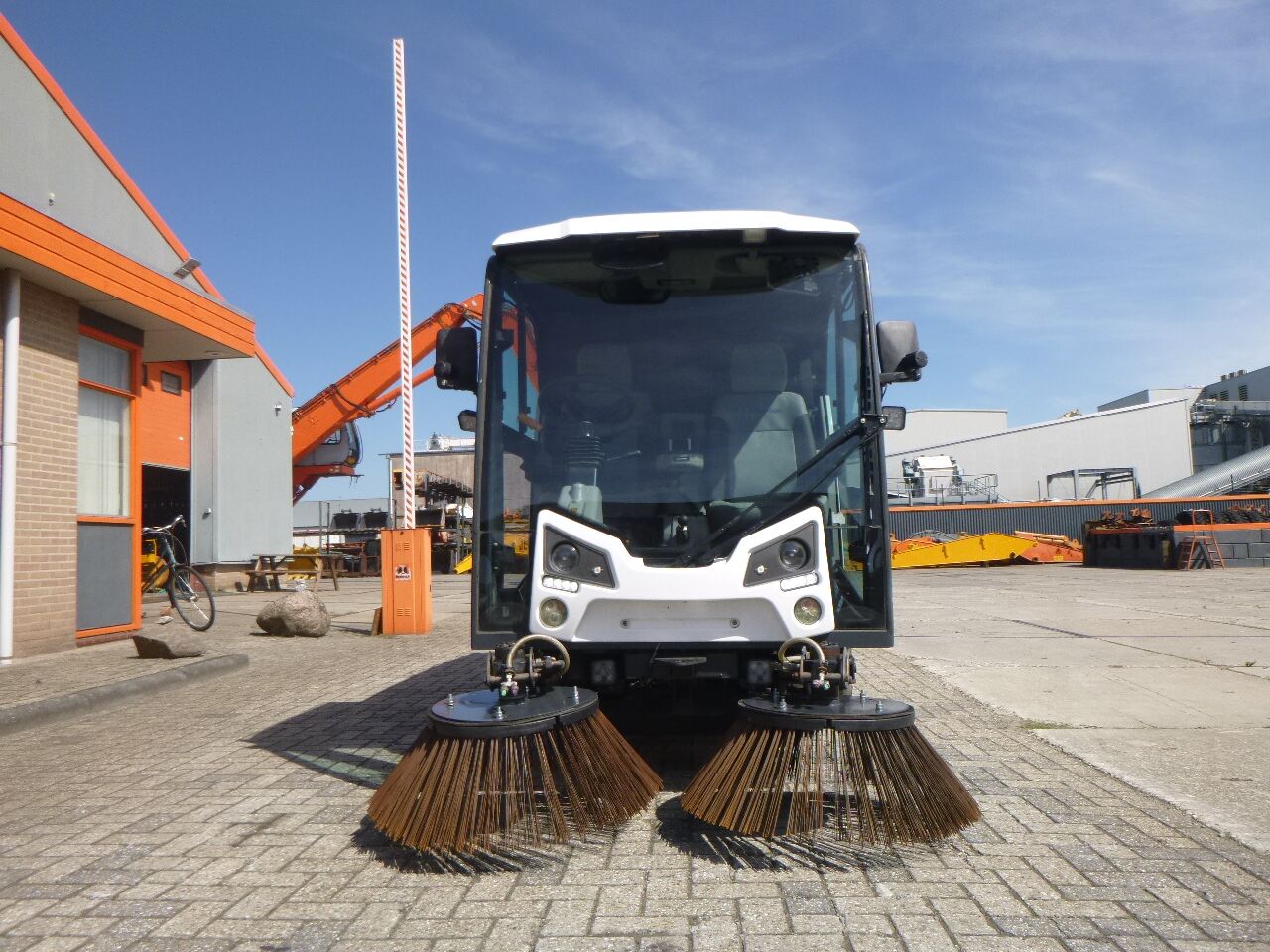 JOHNSTON C202 Compact - Fejebil: billede 4 JOHNSTON C202 Compact - Fejebil: billede 4