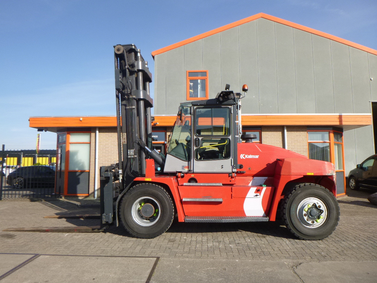 KALMAR DCG140-6 - Diesel gaffeltruck: billede 2 KALMAR DCG140-6 - Diesel gaffeltruck: billede 2