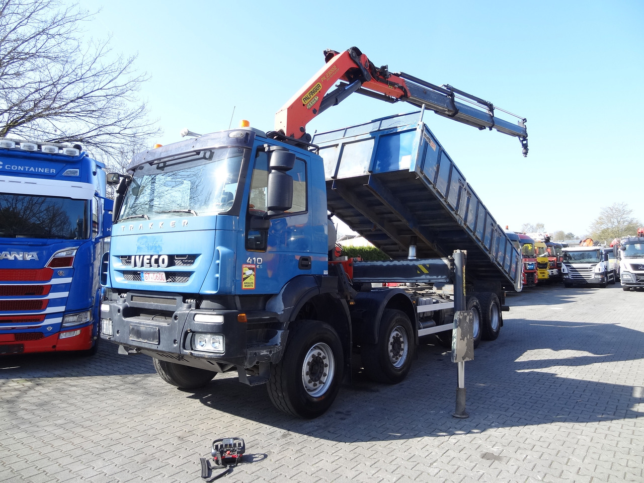 Iveco Trakker AD340T41 8X4 Kipper Kran Palfinger 23002 - Tipvogn lastbil, Lastbil med kran: billede 1 Iveco Trakker AD340T41 8X4 Kipper Kran Palfinger 23002 - Tipvogn lastbil, Lastbil med kran: billede 1