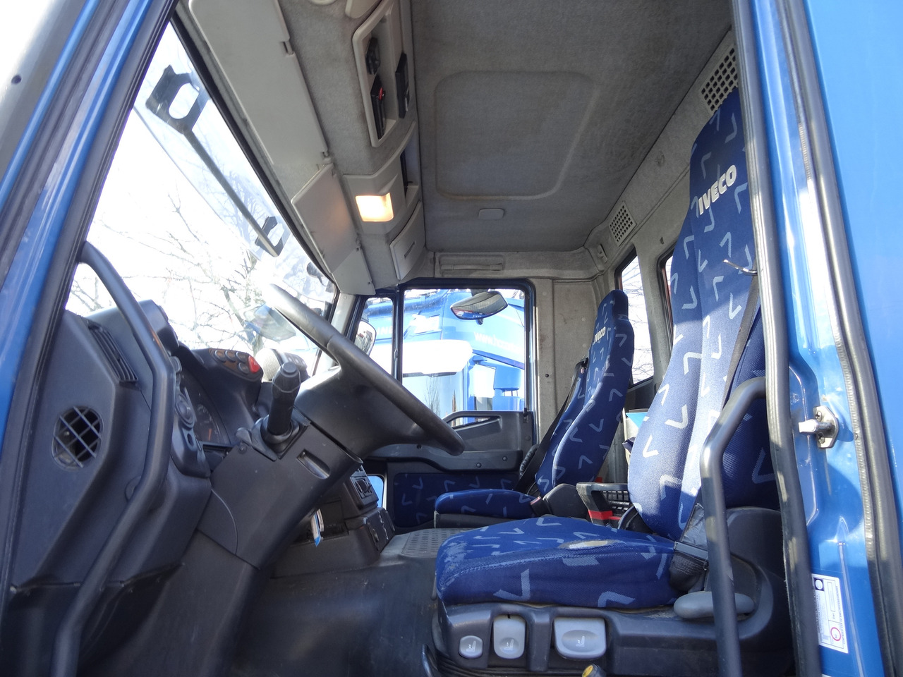 Iveco Trakker AD340T41 8X4 Kipper Kran Palfinger 23002 - Lastbil med kran, Tipvogn lastbil: billede 2 Iveco Trakker AD340T41 8X4 Kipper Kran Palfinger 23002 - Lastbil med kran, Tipvogn lastbil: billede 2
