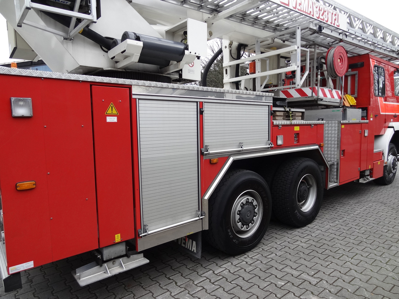 MAN FE 410 6X6 Feuerwehr Vema Lift 32 Meter - Lastbil med mandskabslift: billede 4 MAN FE 410 6X6 Feuerwehr Vema Lift 32 Meter - Lastbil med mandskabslift: billede 4