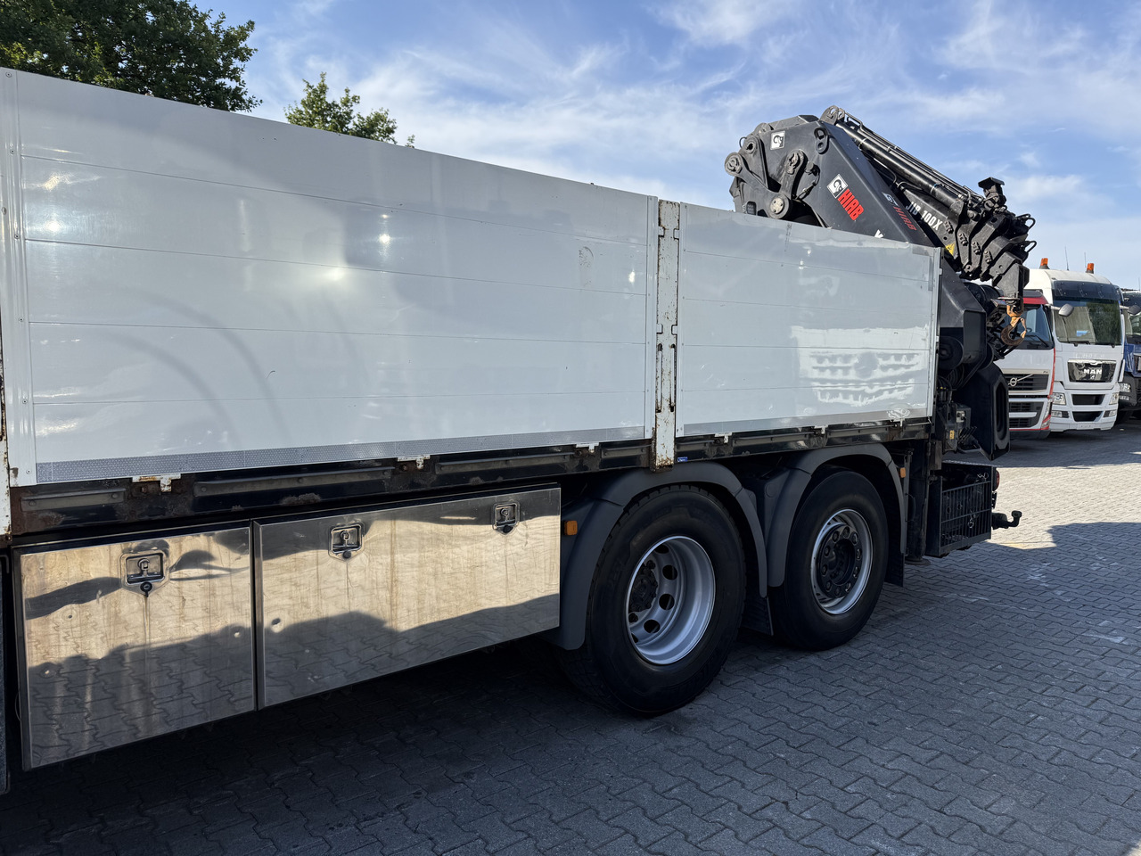 MAN TGX 26.480 6X2 Hiab 422 Bj 2017 bis 30 Meter - Lastbil med kran, Lastbil med lad: billede 4 MAN TGX 26.480 6X2 Hiab 422 Bj 2017 bis 30 Meter - Lastbil med kran, Lastbil med lad: billede 4