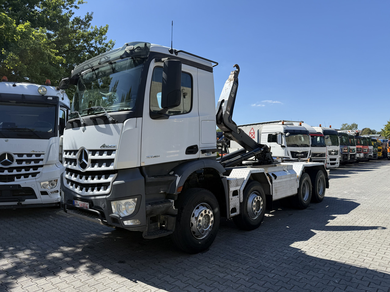 Mercedes-Benz Arocs 3245 K 8X4 Haken - Lastbil kroghejs: billede 1 Mercedes-Benz Arocs 3245 K 8X4 Haken - Lastbil kroghejs: billede 1
