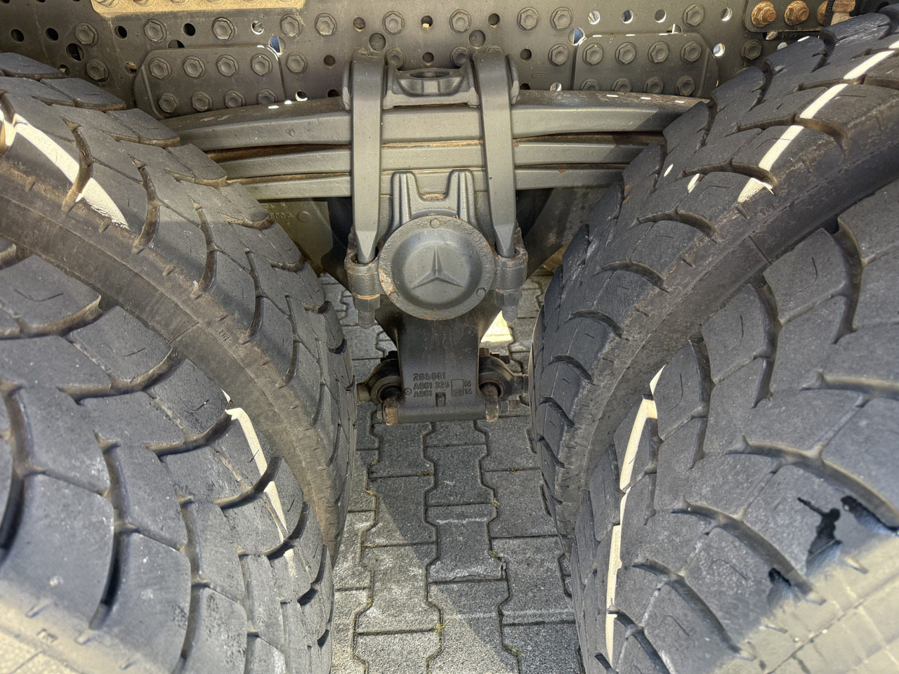 Mercedes-Benz Arocs 3245 K 8X4 Haken - Lastbil kroghejs: billede 4 Mercedes-Benz Arocs 3245 K 8X4 Haken - Lastbil kroghejs: billede 4