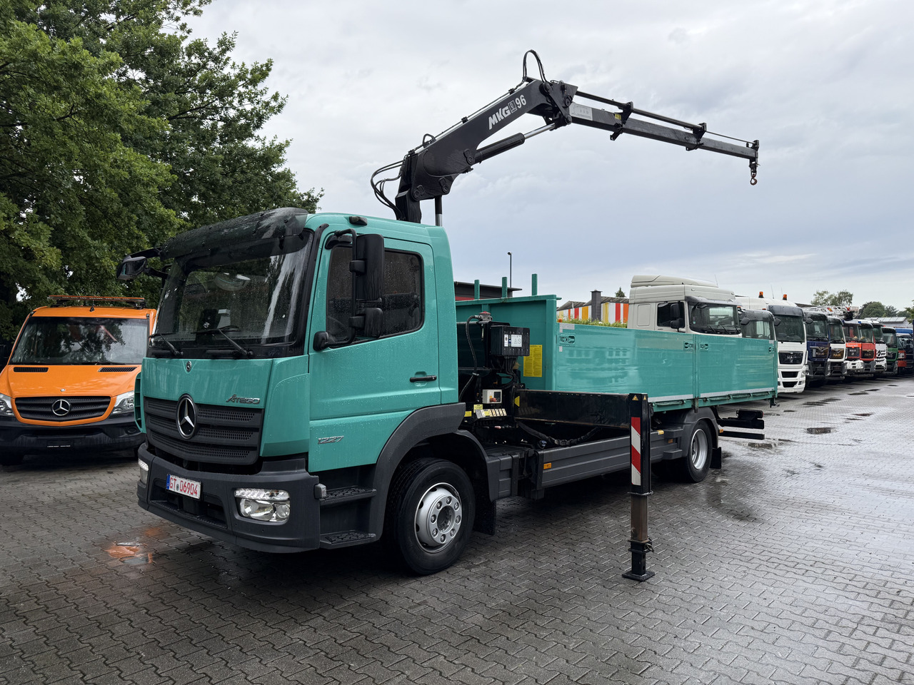 Mercedes-Benz Atego 1227 Kran MKG 96 - Lastbil med lad, Lastbil med kran: billede 1 Mercedes-Benz Atego 1227 Kran MKG 96 - Lastbil med lad, Lastbil med kran: billede 1