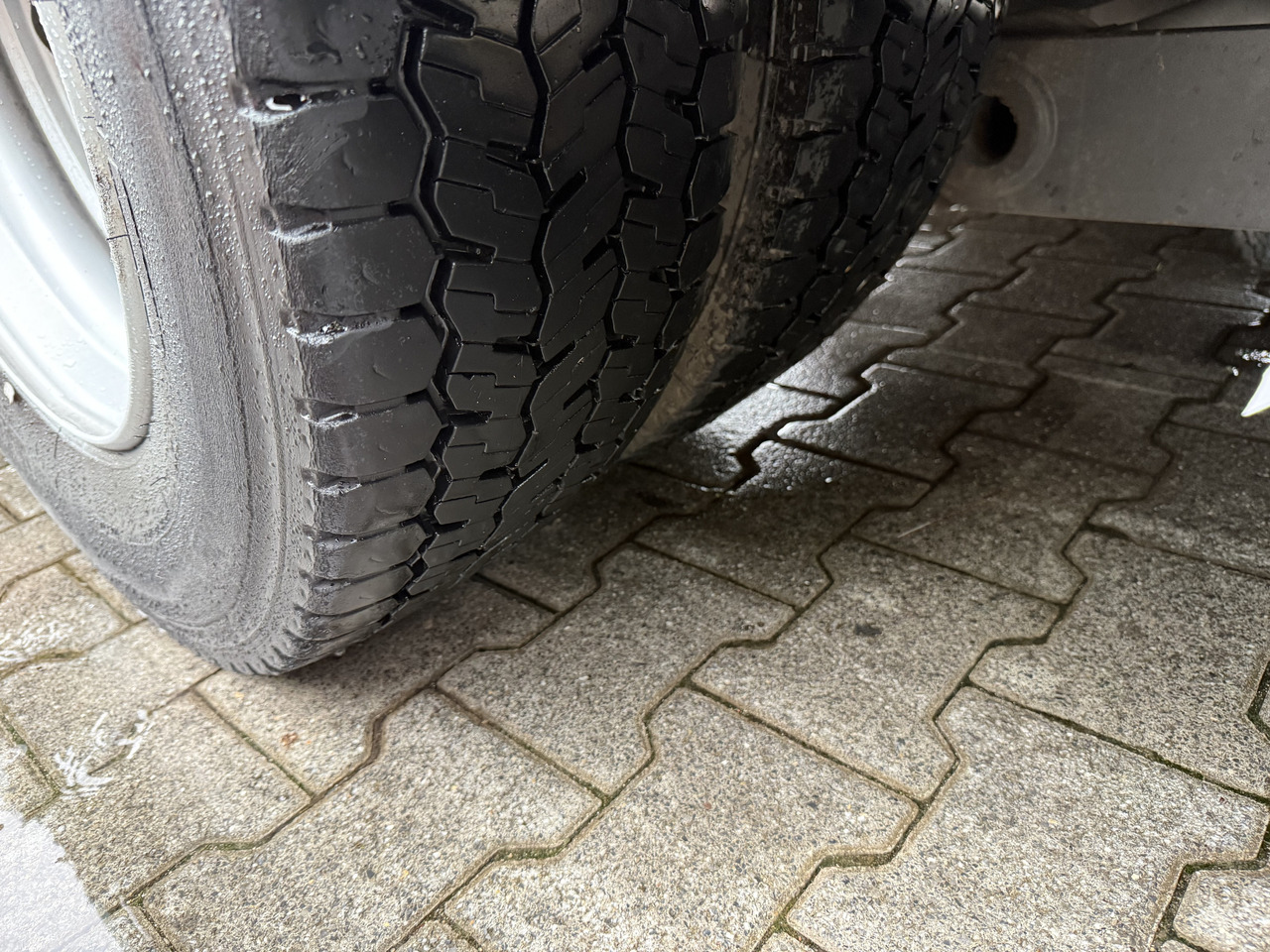 Mercedes-Benz Atego 1227 Kran MKG 96 - Lastbil med lad, Lastbil med kran: billede 3 Mercedes-Benz Atego 1227 Kran MKG 96 - Lastbil med lad, Lastbil med kran: billede 3