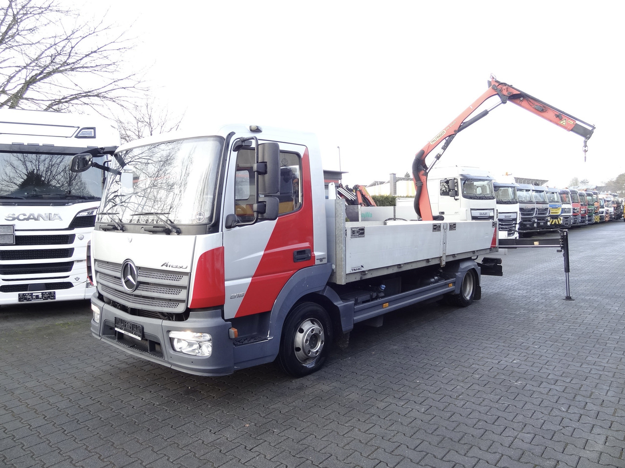 Leje en Mercedes-Benz Atego 818 Kran Palfinger 6501 Mercedes-Benz Atego 818 Kran Palfinger 6501: billede 8 Leje en Mercedes-Benz Atego 818 Kran Palfinger 6501 Mercedes-Benz Atego 818 Kran Palfinger 6501: billede 8