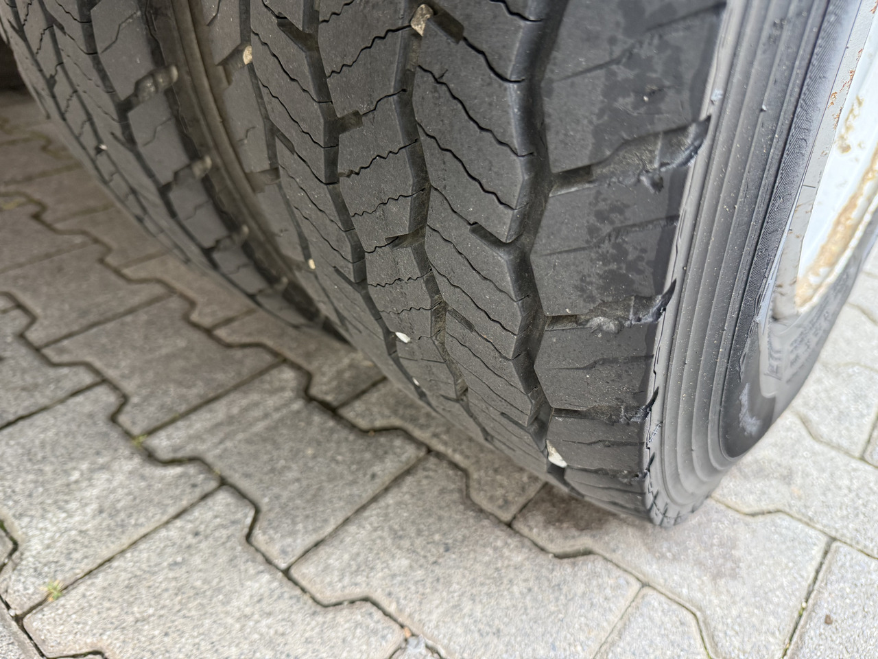 Renault Midlum 180.10 DoKa - Lastbil varevogn: billede 2 Renault Midlum 180.10 DoKa - Lastbil varevogn: billede 2